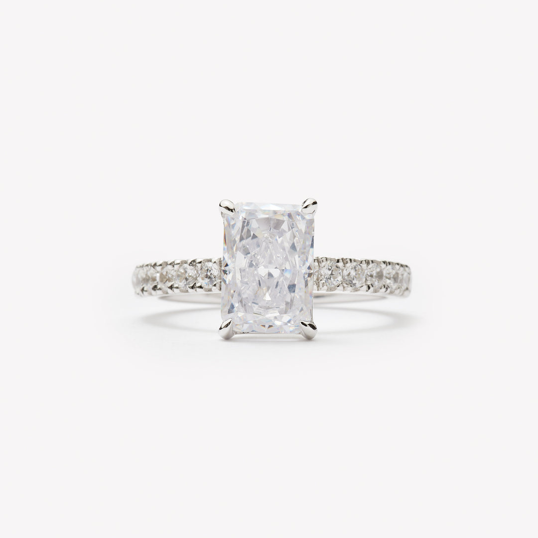 Elegant radiant cut engagement ring by IRALIS – Zurich-designed fine jewelry with DEF color and VS1–VS2 clarity.