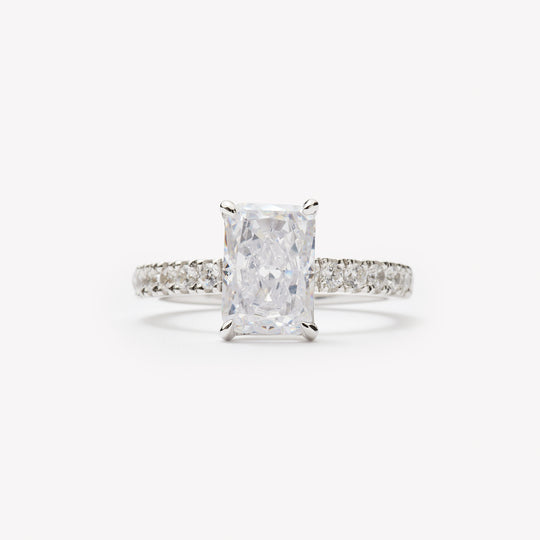 Elegant radiant cut engagement ring by IRALIS – Zurich-designed fine jewelry with DEF color and VS1–VS2 clarity.