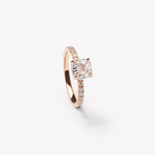 Cushion cut engagement ring by IRALIS featuring lab-grown diamonds with DEF color and VS1–VS2 clarity, Zurich designed