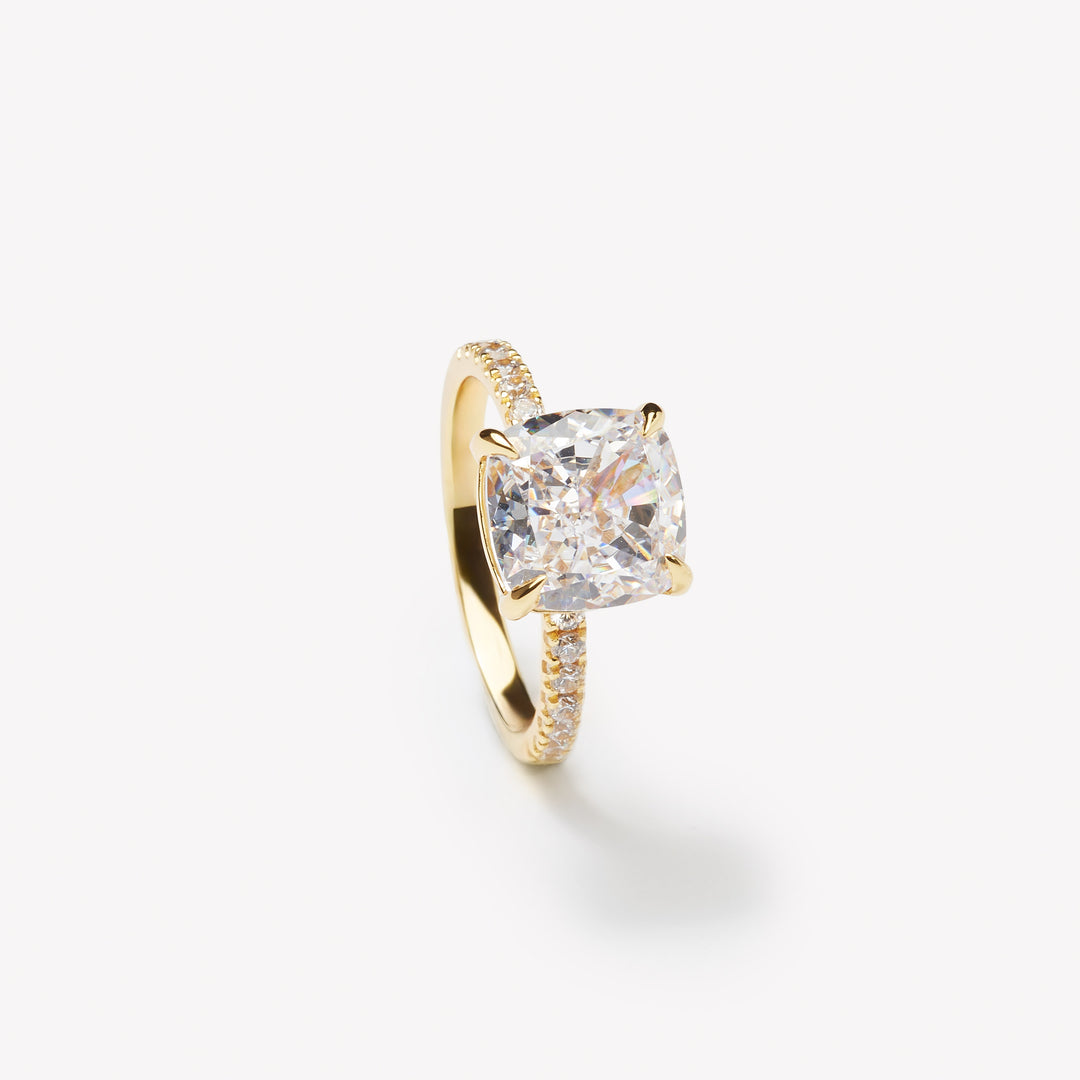 Cushion cut engagement ring by IRALIS featuring lab-grown diamonds with DEF color and VS1–VS2 clarity, Zurich designed