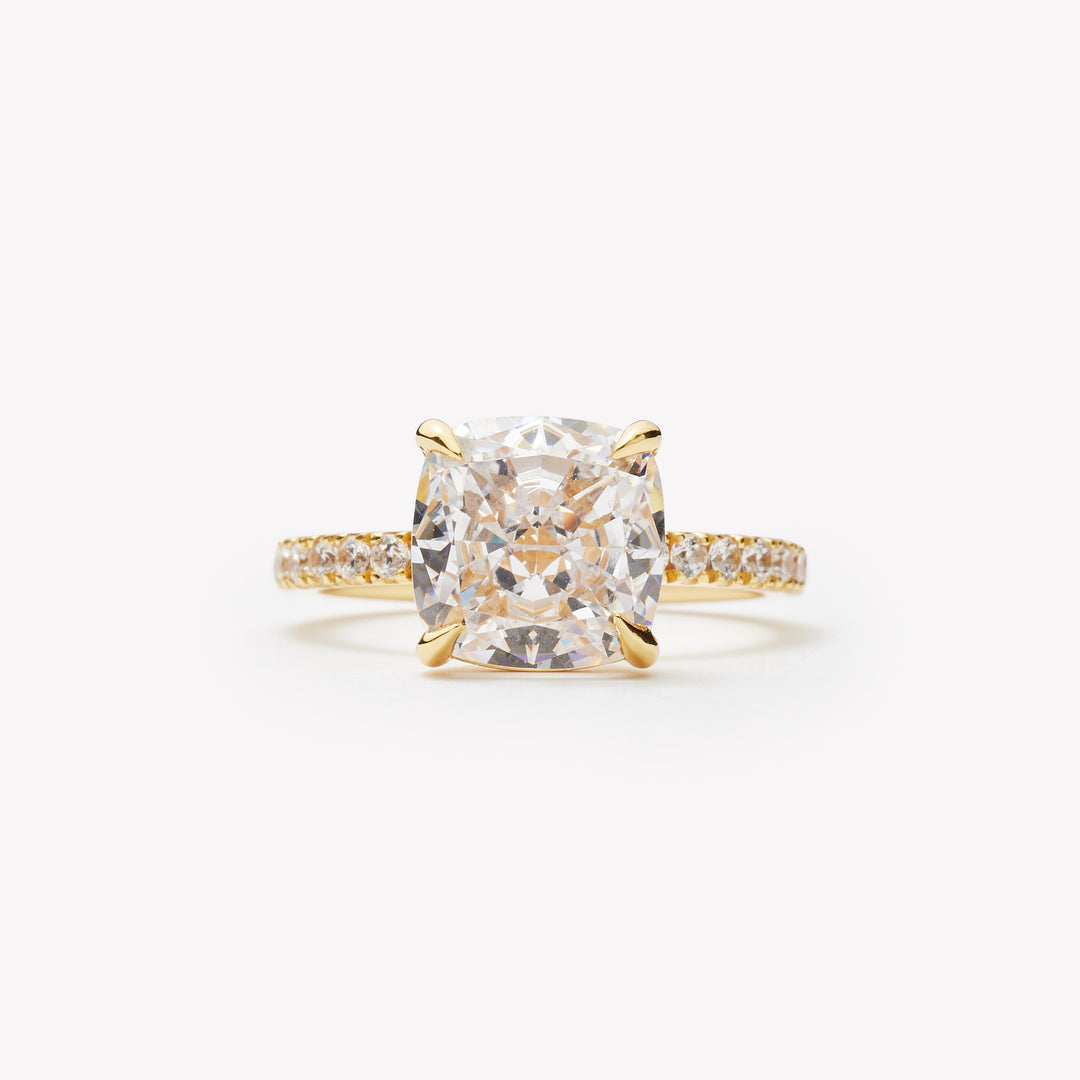 Cushion cut engagement ring by IRALIS featuring lab-grown diamonds with DEF color and VS1–VS2 clarity, Zurich designed