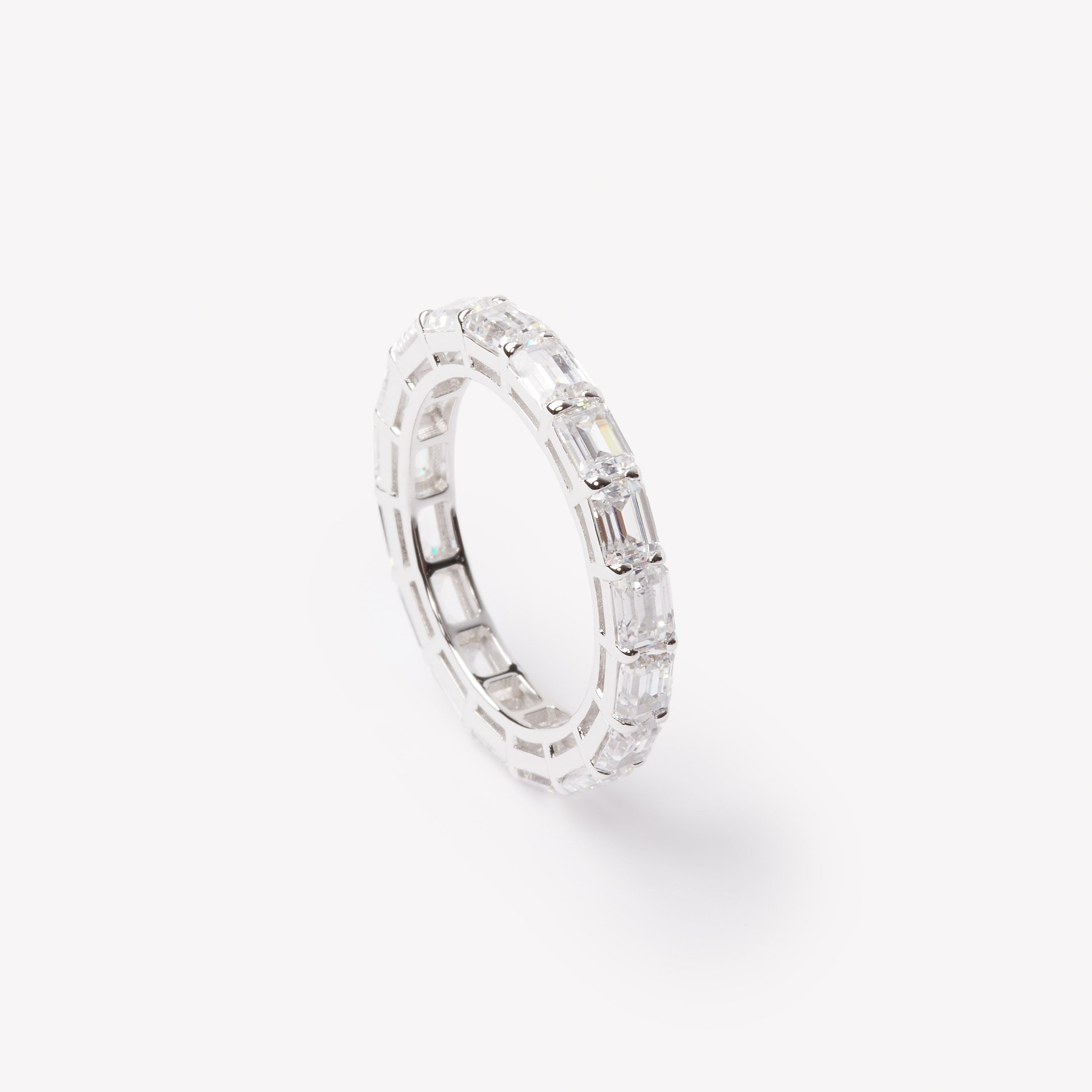 Baguette cut eternity ring by IRALIS featuring lab-grown diamonds in DEF color and VS1–VS2 clarity, Zurich designed