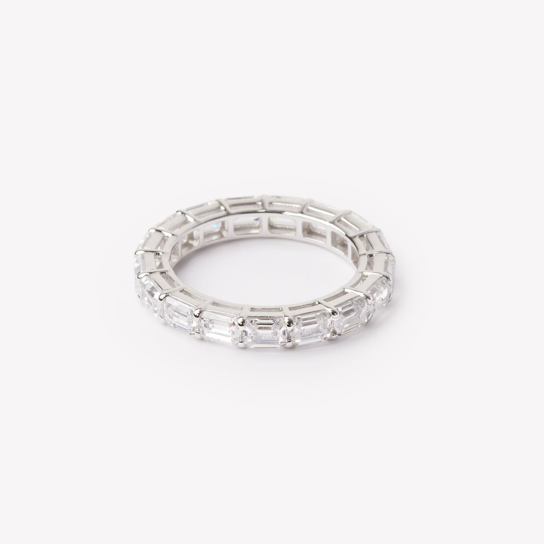 Baguette cut eternity ring by IRALIS featuring lab-grown diamonds in DEF color and VS1–VS2 clarity, Zurich designed